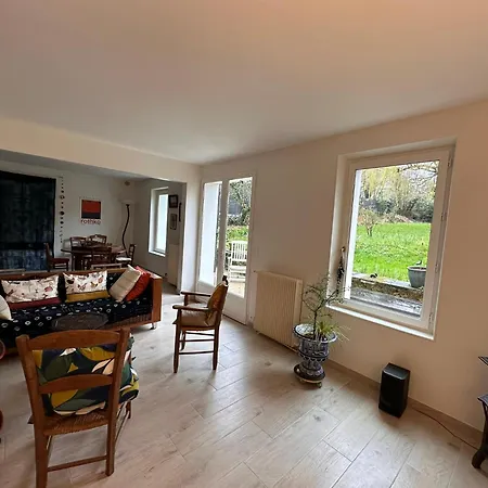 Holiday home *countryside In Town * Close To Paris*