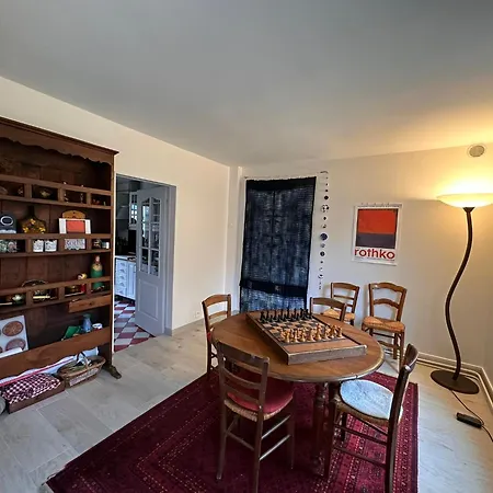 *countryside In Town * Close To Paris* * Chaville